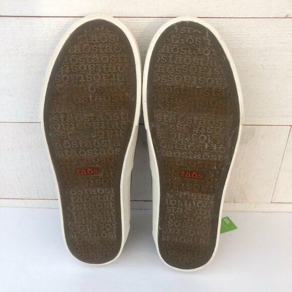 Taos Footwear Gray Slip-On Loafers - Picture 5 of 12